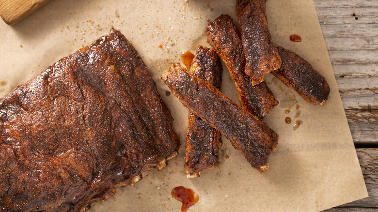 Smoked ribs on brown paper