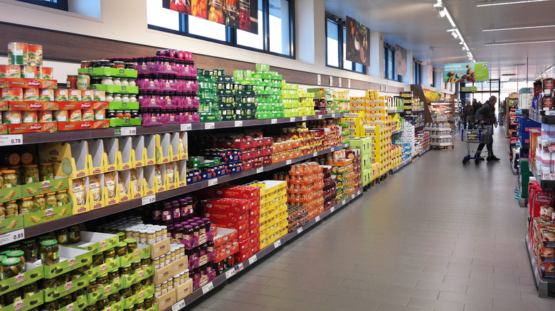 aldi aisle