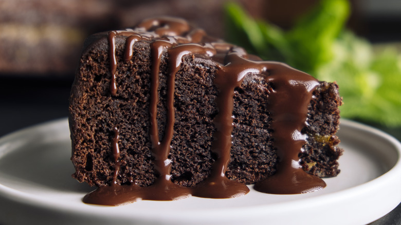 Chocolate cake slice