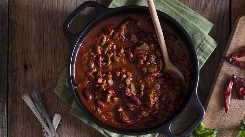 chili con carne in a pot