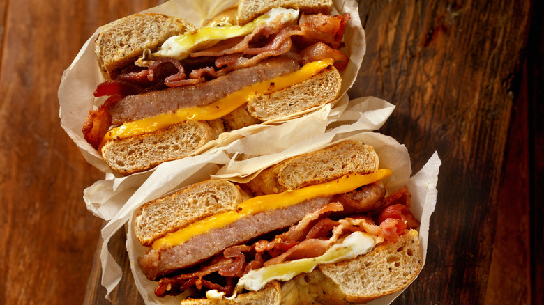 bagel sandwich sliced in half to reveal inside