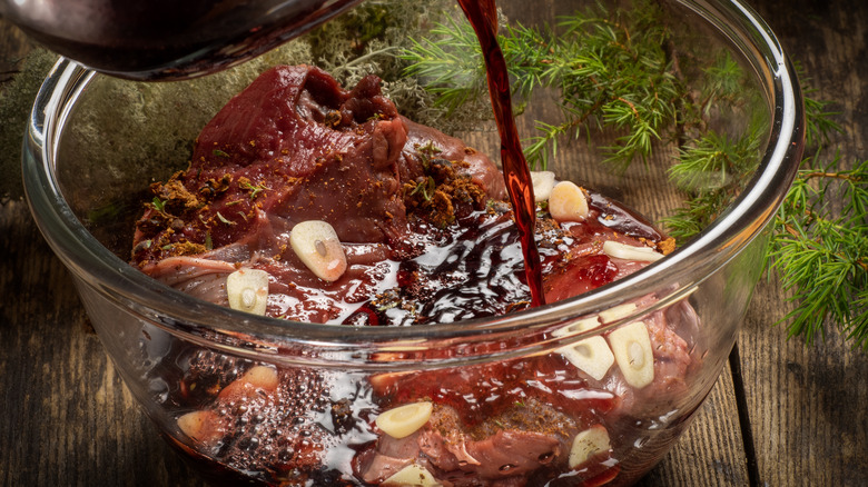 Marinating meat