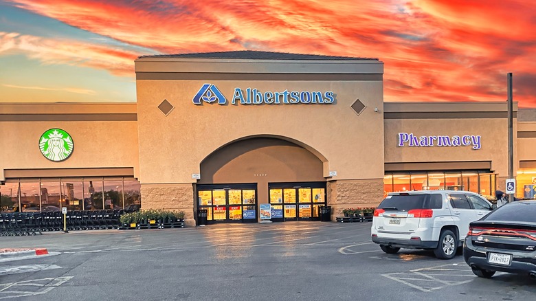 Albertsons exterior at sunset