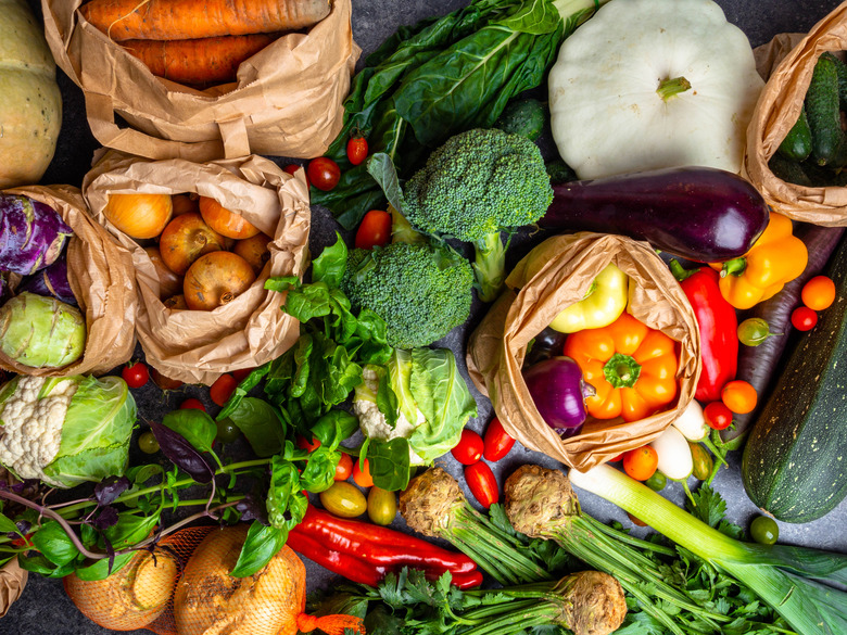  Seasonal produce
