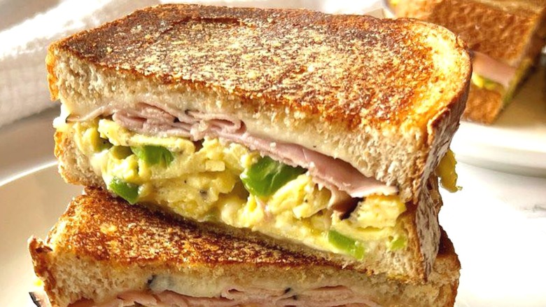 A Denver Sandwich on a white plate