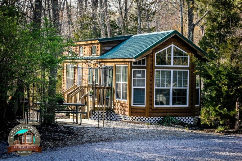 New Jersey: Fully Furnished Cabin (Cream Ridge)