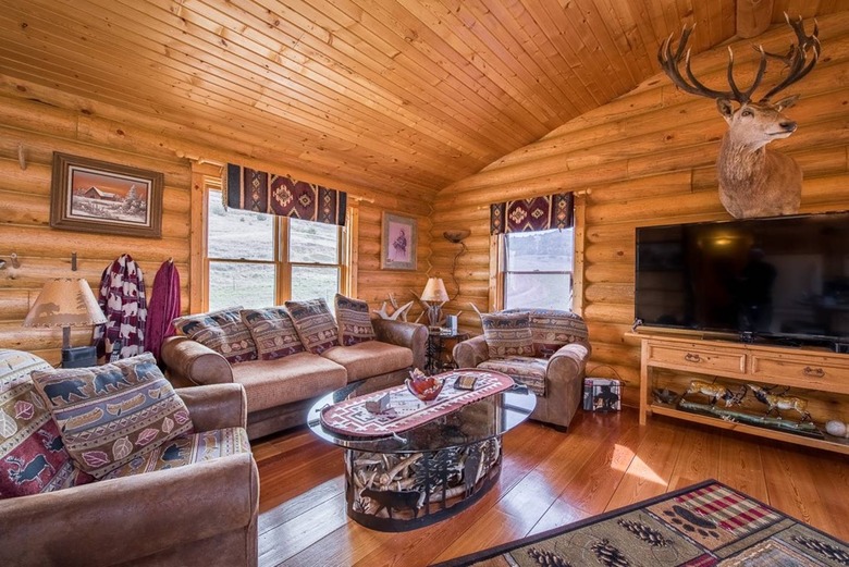 North Dakota: Scenic Buckhorn Ranch Cabin (Medora)