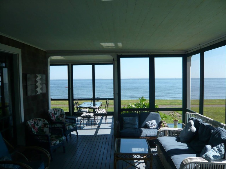 Connecticut: Summer Cottage on Long Island Sound (Old Saybrook)
