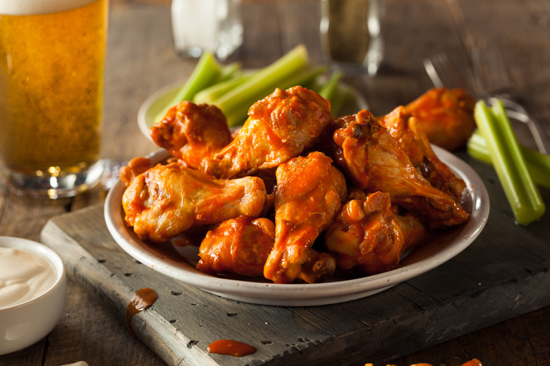 The Most Popular Super Bowl Party Foods, Ranked