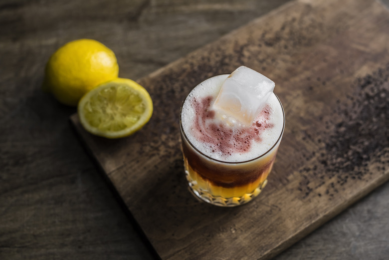 New York sour cocktail
