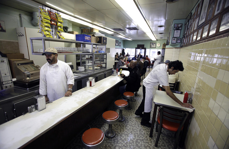 Michigan: Lafayette Coney Island (Detroit)