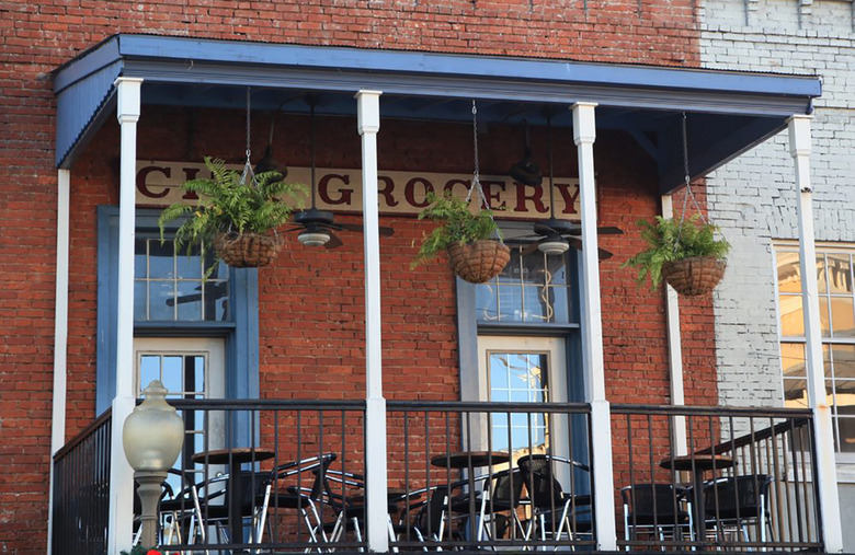 Mississippi: City Grocery (Oxford)