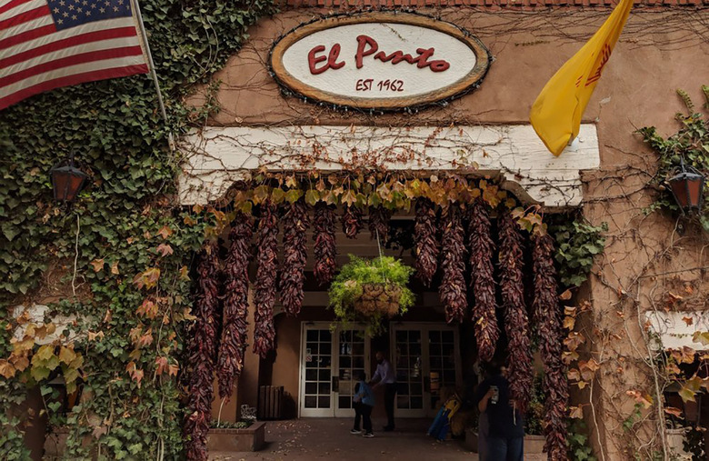 New Mexico: El Pinto (Albuquerque)