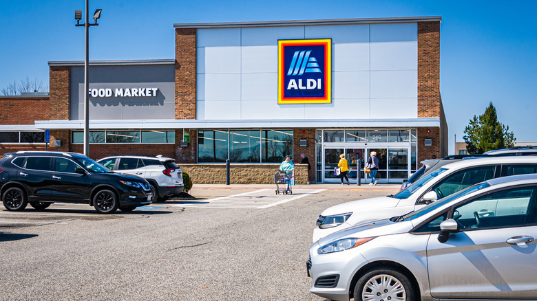 Exterior of an Aldi supermarket