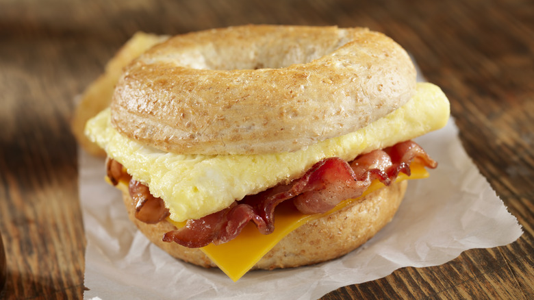 Bagel sandwich