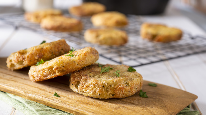 fried green tomatoes on board