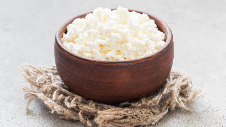 brown bowl with cottage cheese