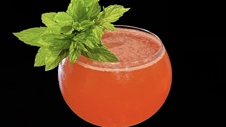 Missouri mule with garnish