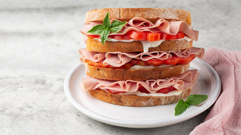 Deli meat sandwich