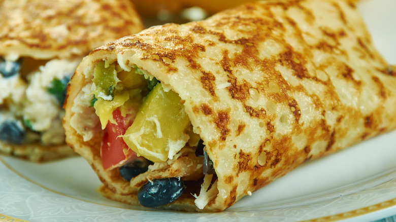 Southwestern egg roll