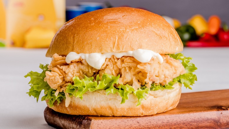Chicken sandwich with mayo and lettuce