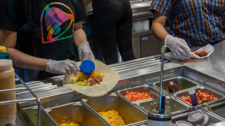 Taco Bell station