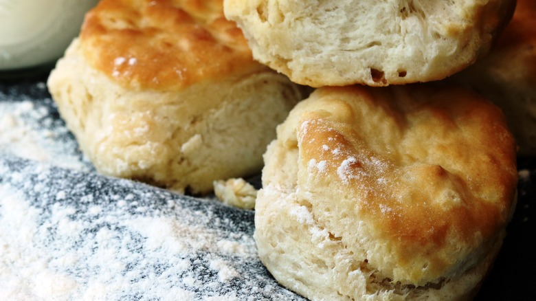 Buttermilk biscuits 