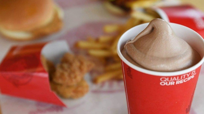 Wendy's meal with Frosty