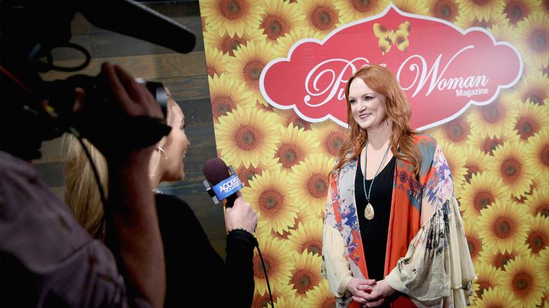 ree drummond being interviewed