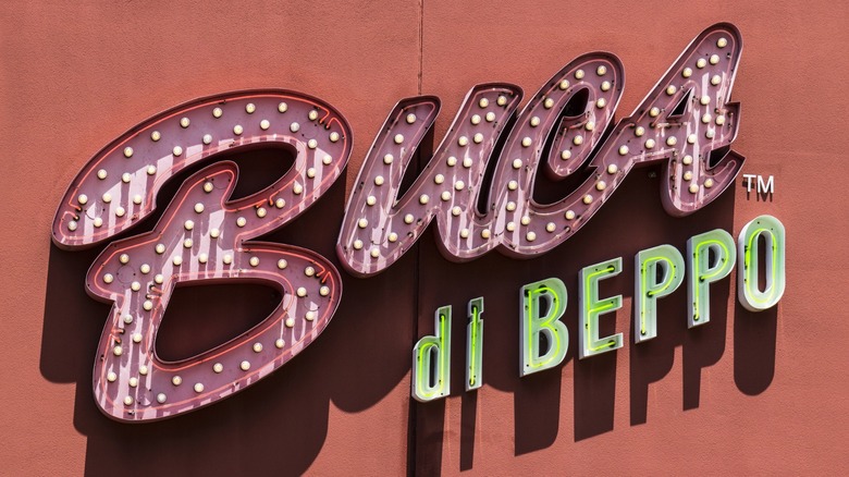 Buca di Beppo sign 