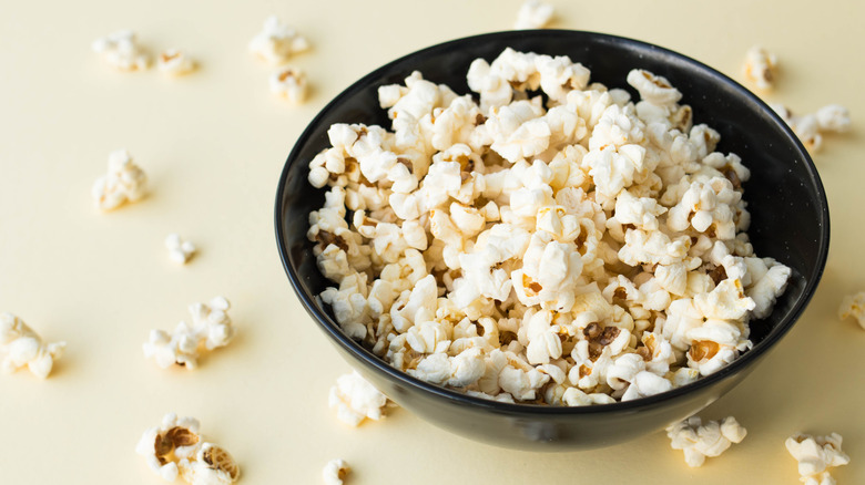 black bowl of popcorn