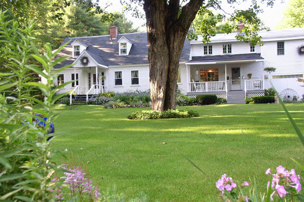 39) Buttonwood Inn, North Conway, N.H.