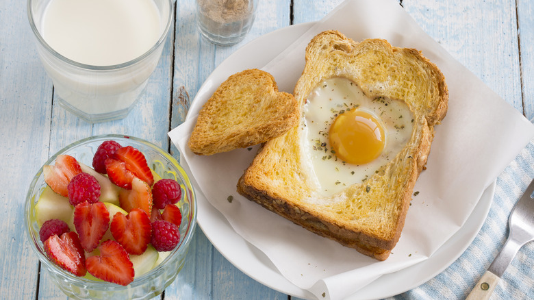 Fried egg on toast