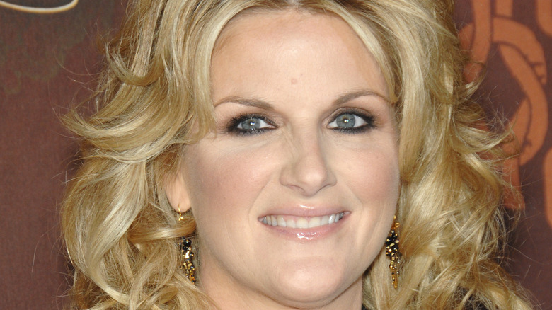 trisha yearwood smiling