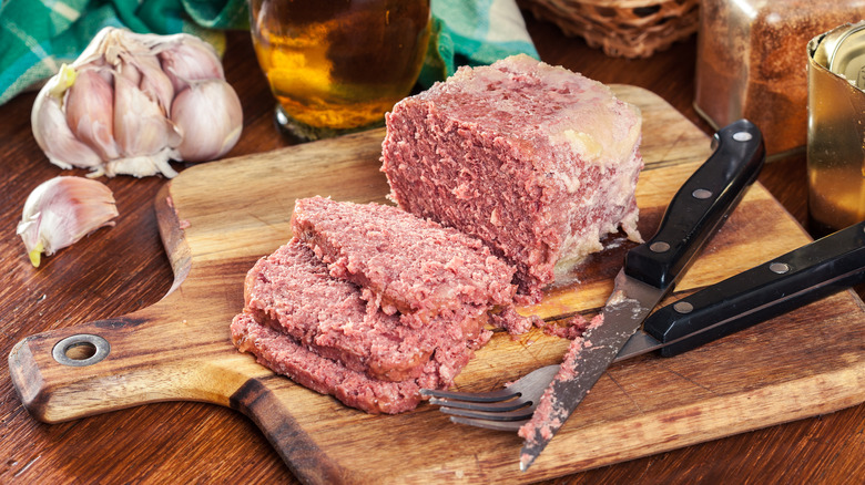 Sliced canned corned beef loaf