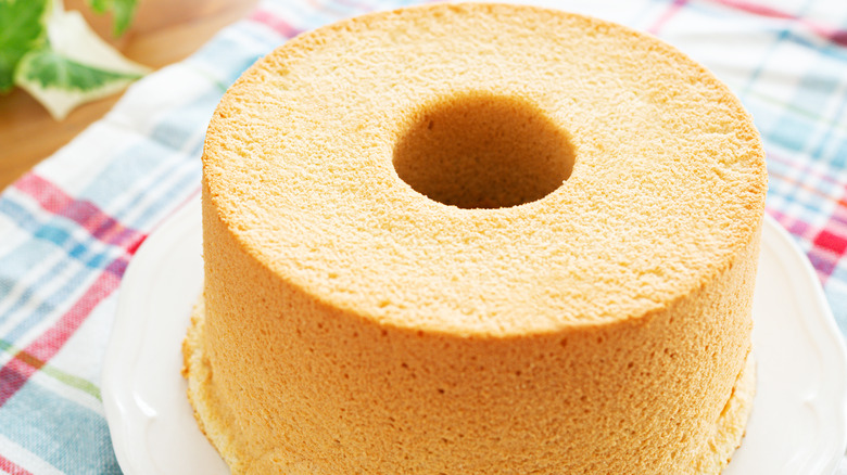 Chiffon cake on plate