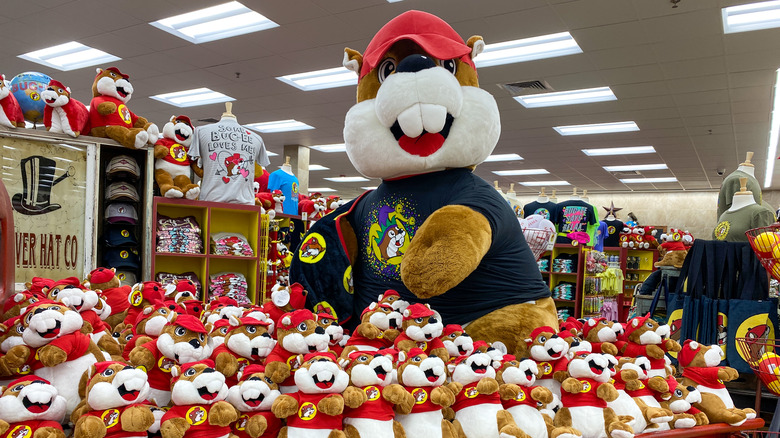 piles of Buc-ee's beavers