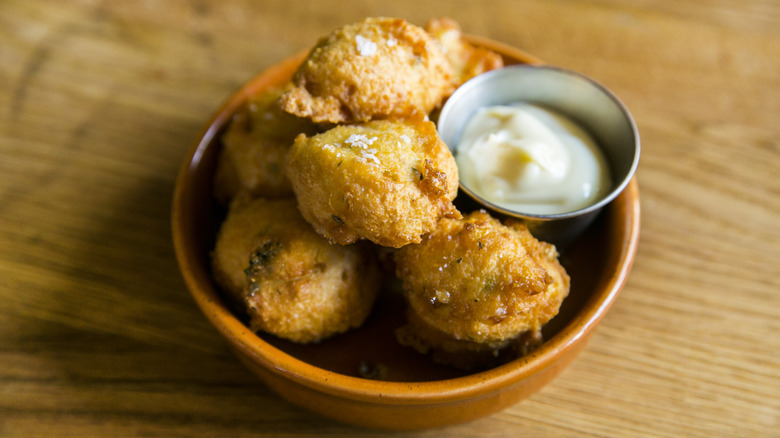 Hush puppy with tarter sauce
