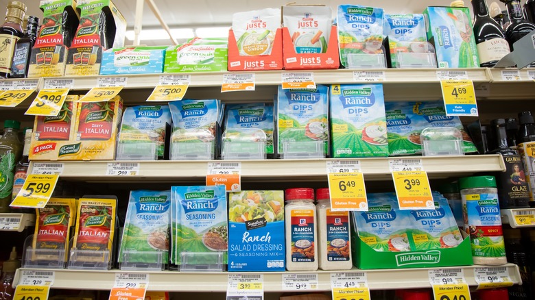 Ranch dressing packets in store