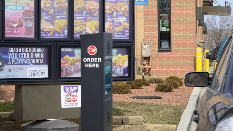 Taco Bell drive through