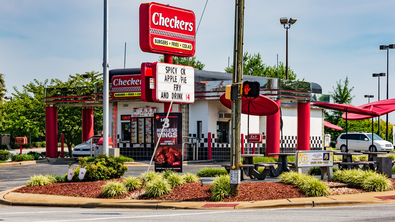 Checkers exterior