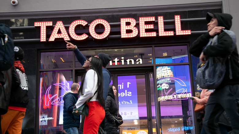 Taco Bell Cantina storefront