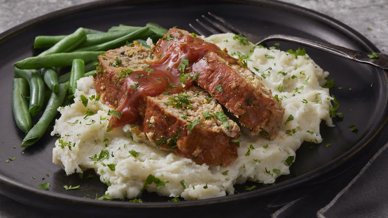 meatloaf and mashed potatoes