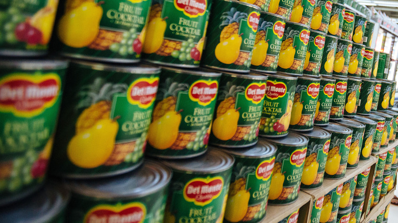 shelves of Del Monte fruit cocktail
