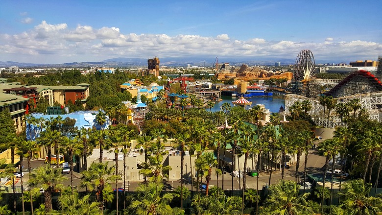 Superstar Limo: Disney's California Adventure