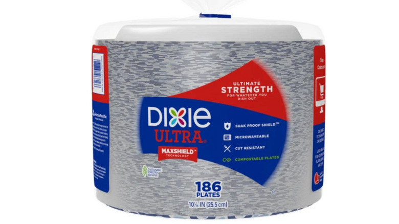 a pack of Dixie Ultimate Strength paper plates against a white background