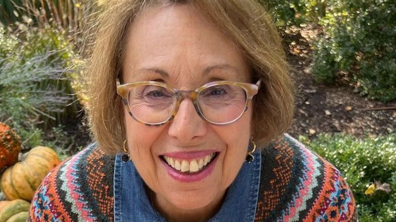 Barbara "babs" Costello