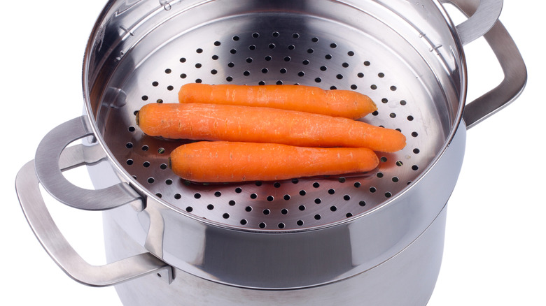Carrots in a steamer