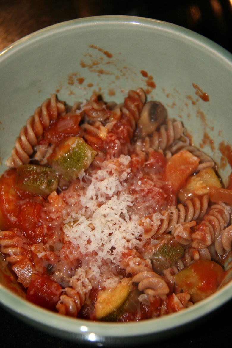 Pasta with Tomato Vegetable Sauce