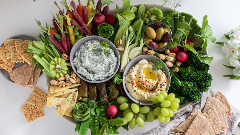 Beautiful, colorful vegetable platter